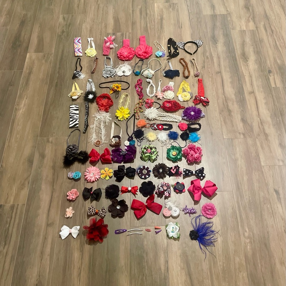 Assorted Kids Hair Accessories Set